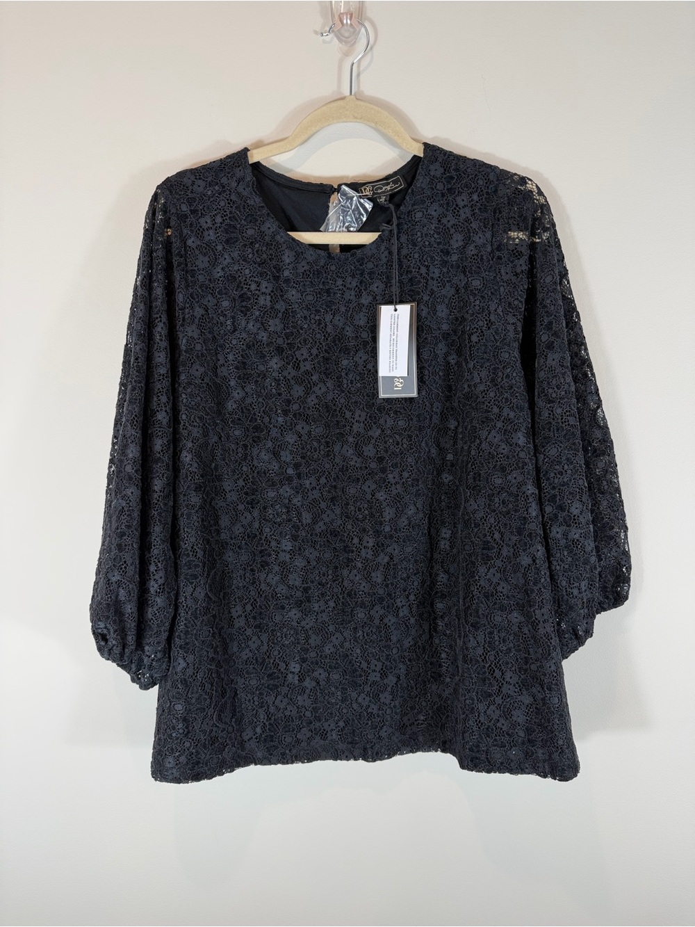 NWT DG2 by Diane Gilman Black Lace Balloon-Sleeve Blouse Size 1X